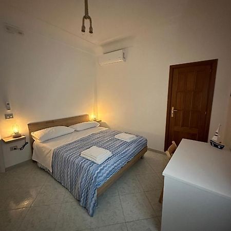 Il Nodo Bed & Breakfast Соренто Екстериор снимка
